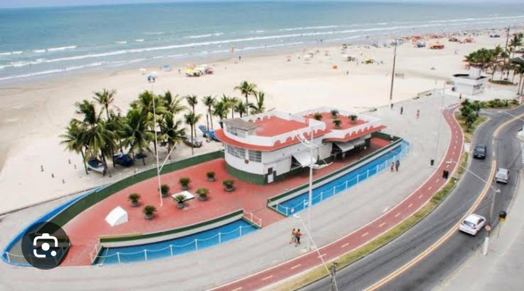 Ape Privilegiado No Centro Da Ocian E A 150M Da Praia E Feirinha, Com Wi-Fi E Garagem ! Прая-Гранди Экстерьер фото