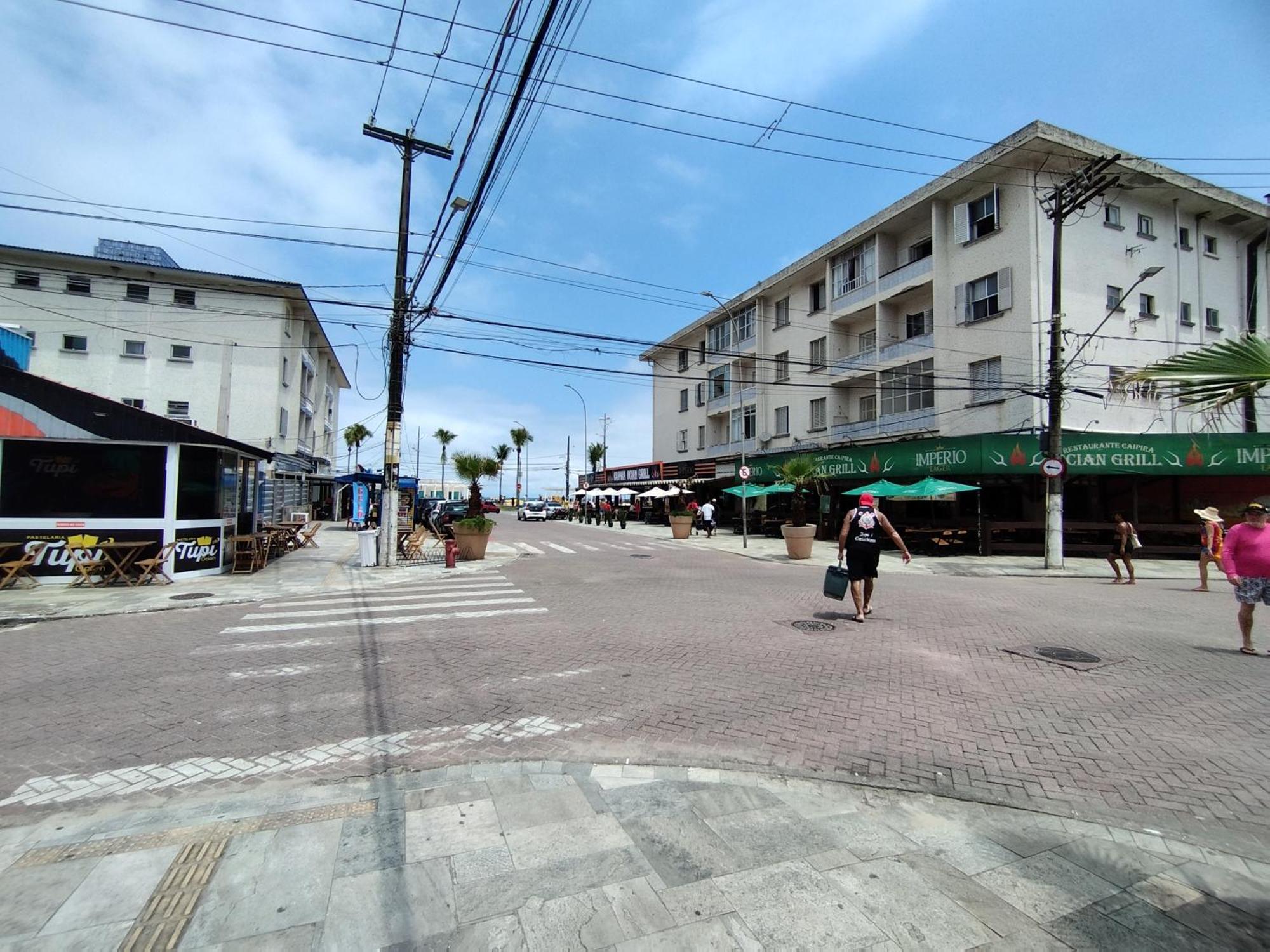 Ape Privilegiado No Centro Da Ocian E A 150M Da Praia E Feirinha, Com Wi-Fi E Garagem ! Прая-Гранди Экстерьер фото
